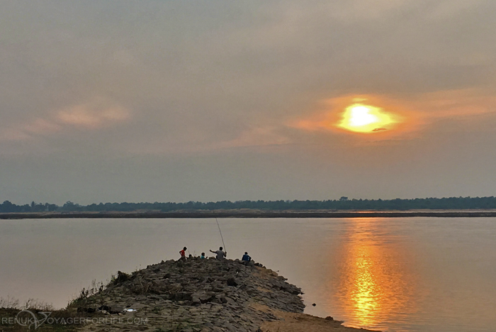 IMG-Banks of Mahanadi