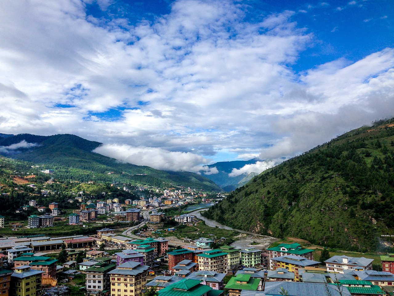 IMG-Bhutan landscape