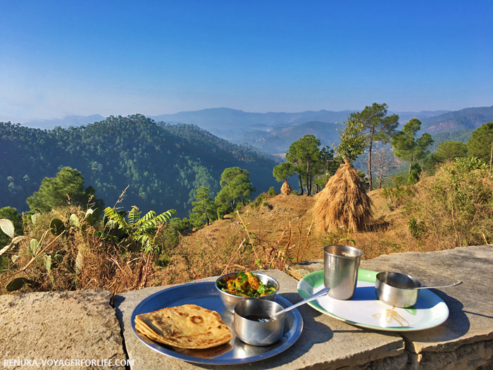 IMG-Breakfast with the mountain views in Uttarakhand