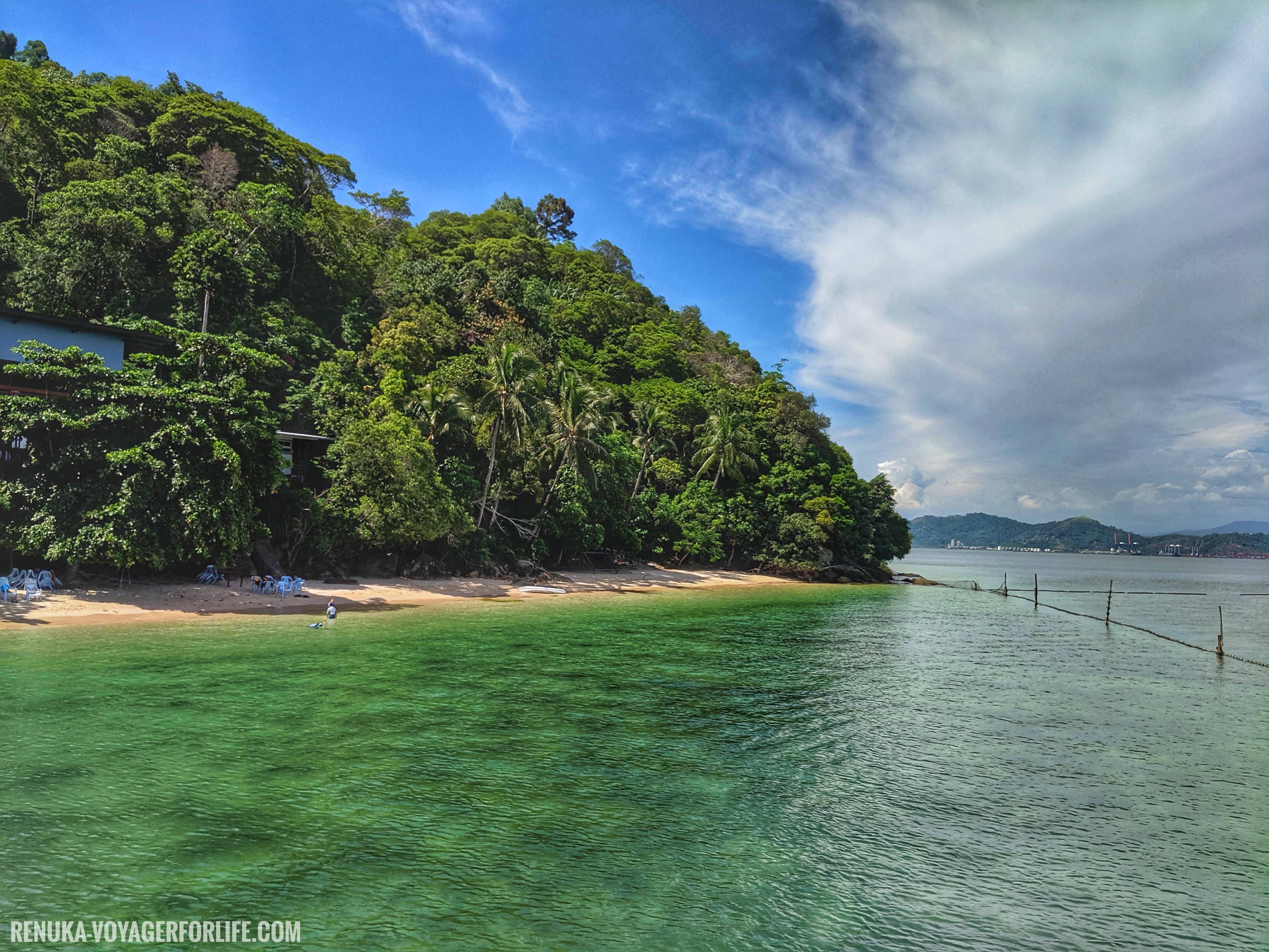 IMG-Islands of Sabah Malaysia