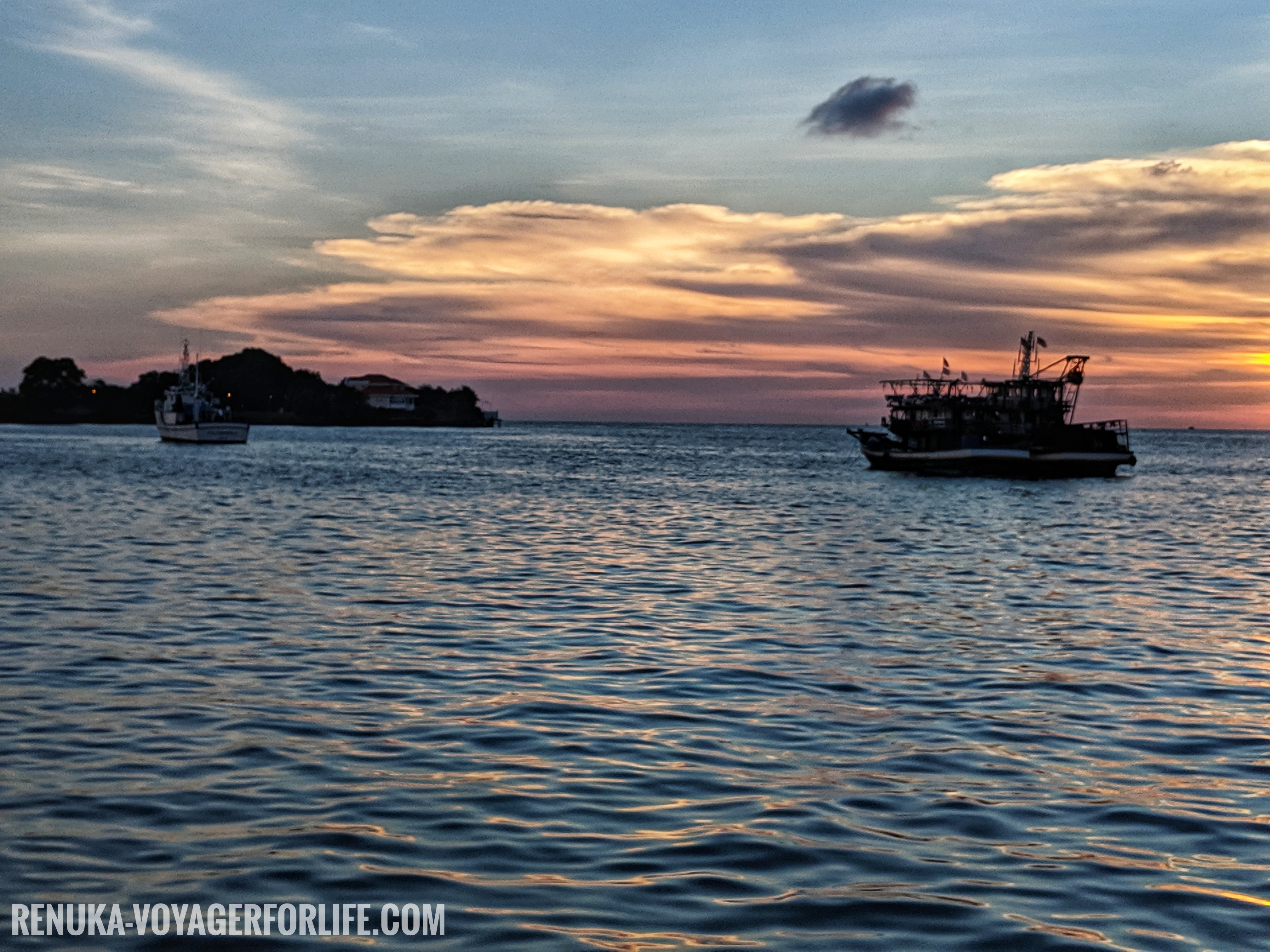 IMG-Sunset at Kota Kinabalu waterfront