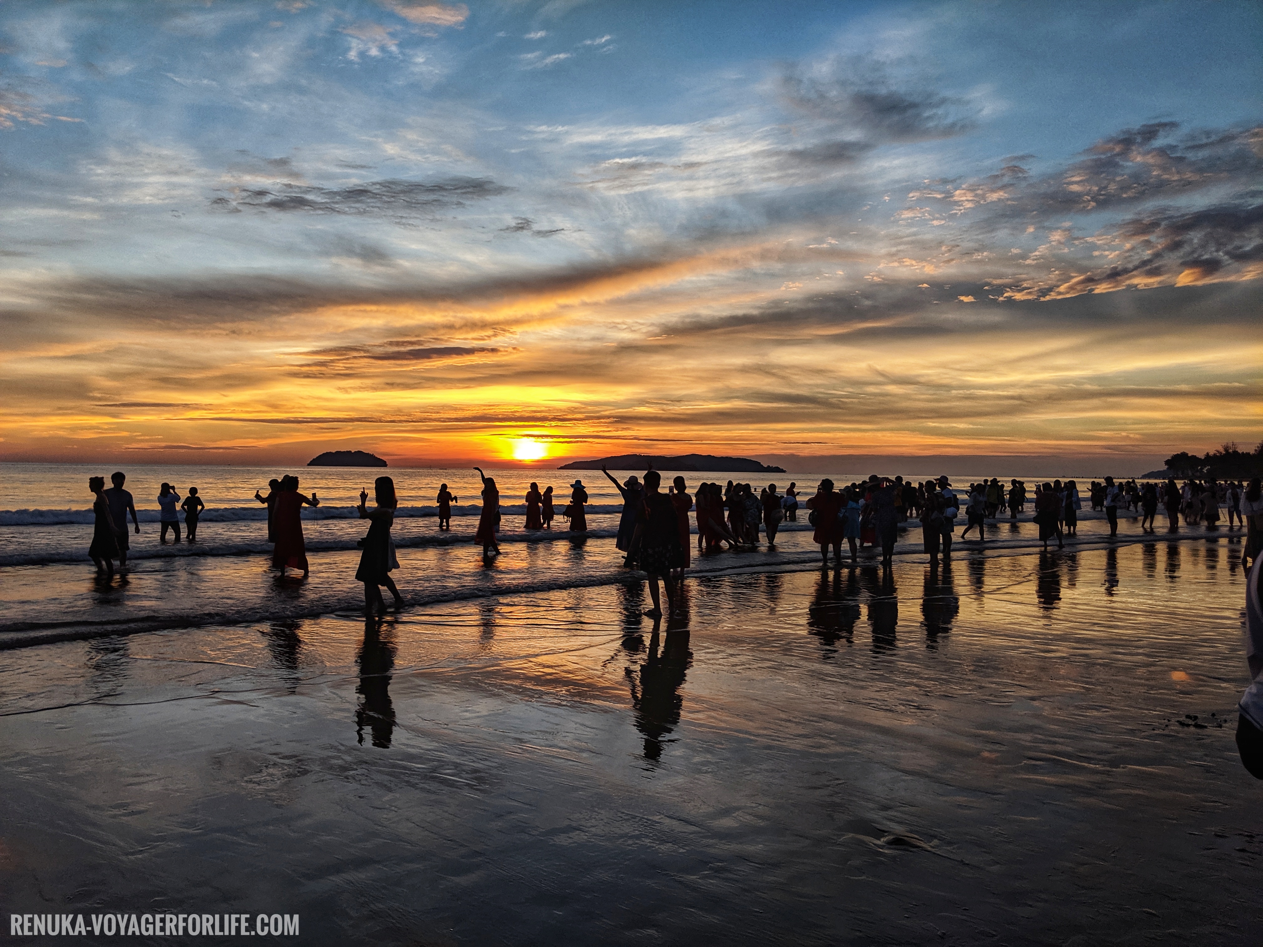 IMG-Sunsets of Sabah