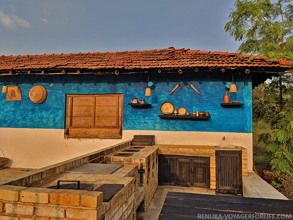 IMG-Open-fire kitchen at Pench Tree Lodge