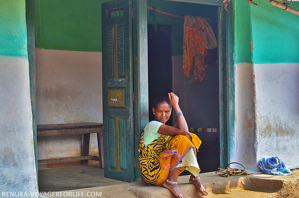 IMG-Women of Sarra Hiri village Seoni 