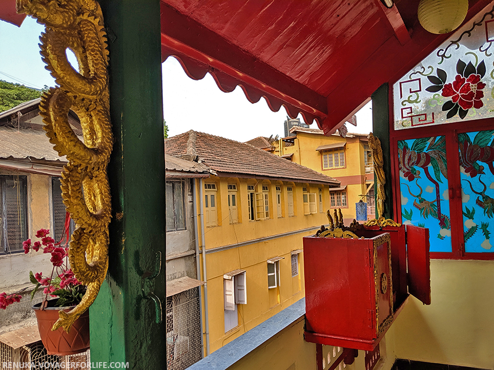 IMG-Chinese temple in Mumbai