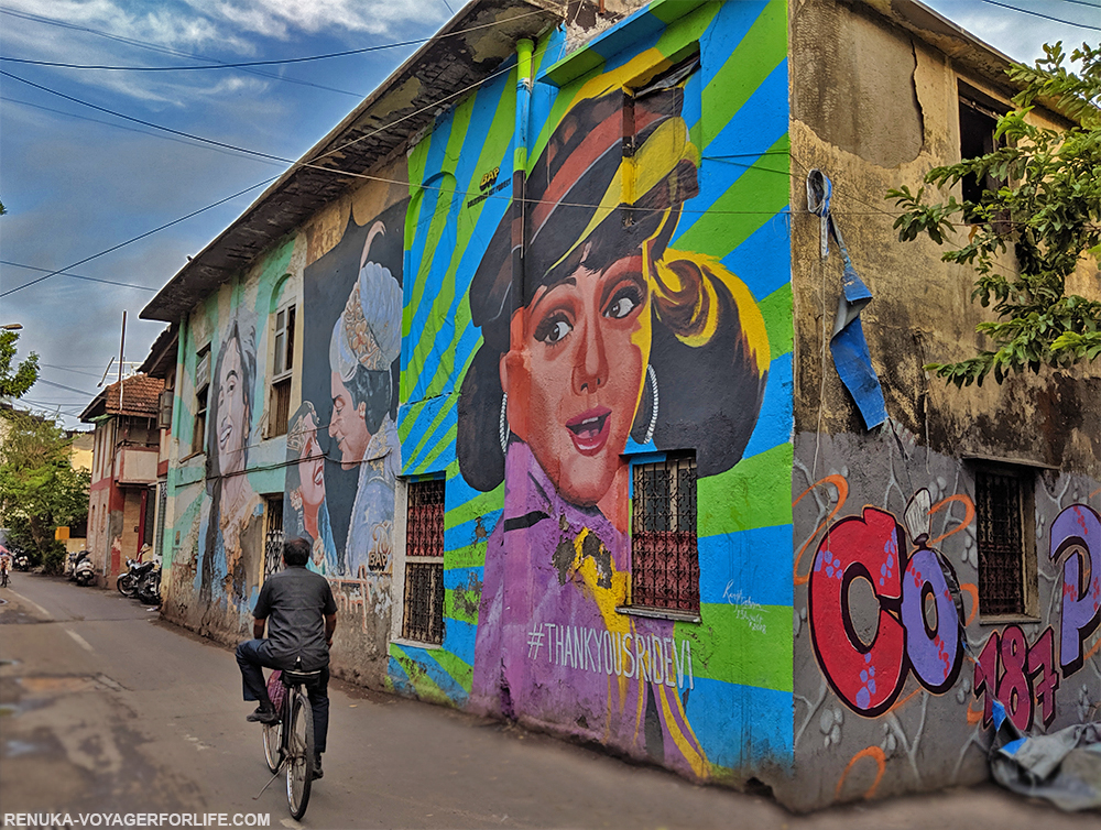 IMG-Streetart in Mumbai